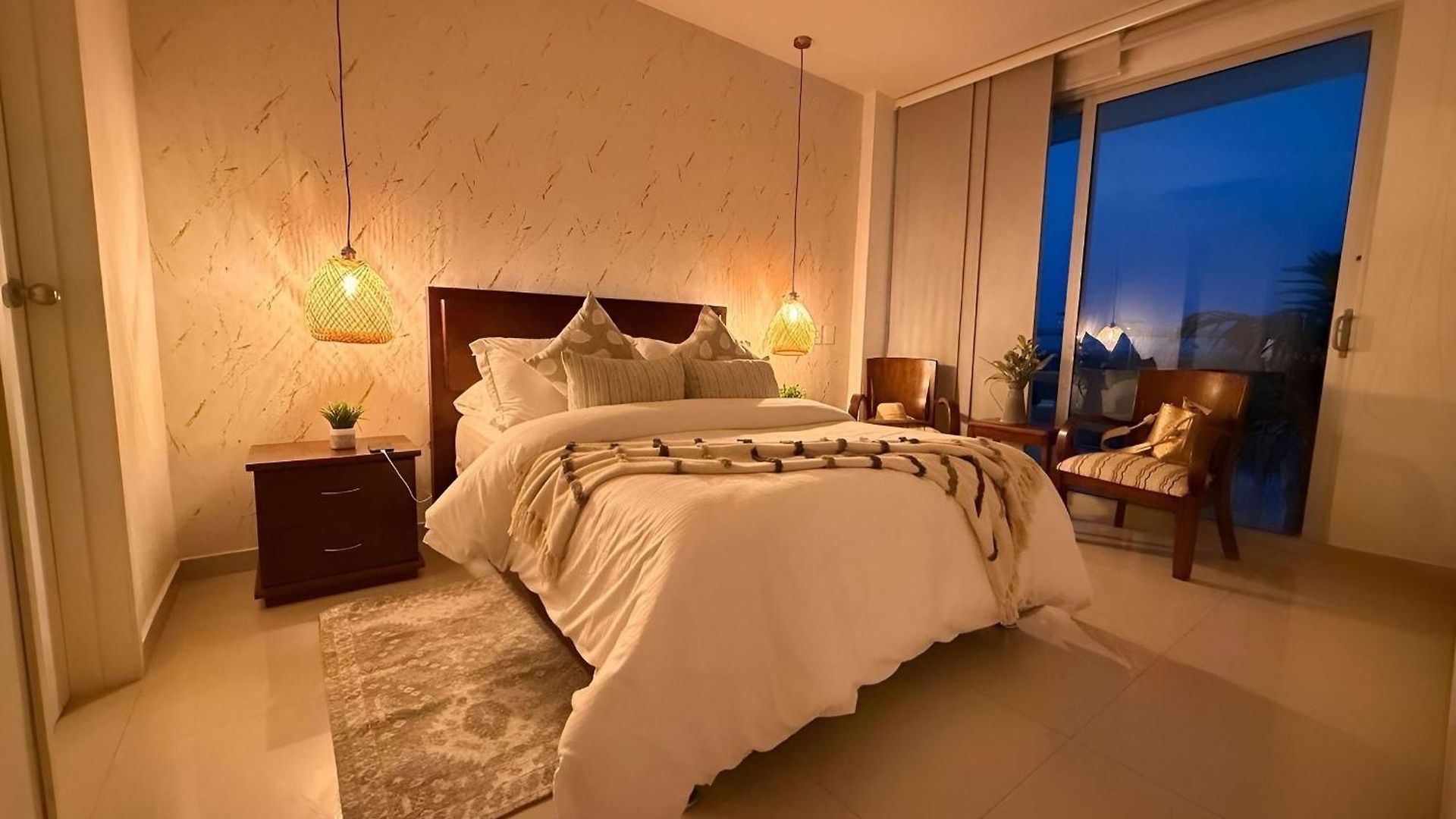 Frente Al Mar Con Acceso Directo A La Playa Morros Epic. Apartamento