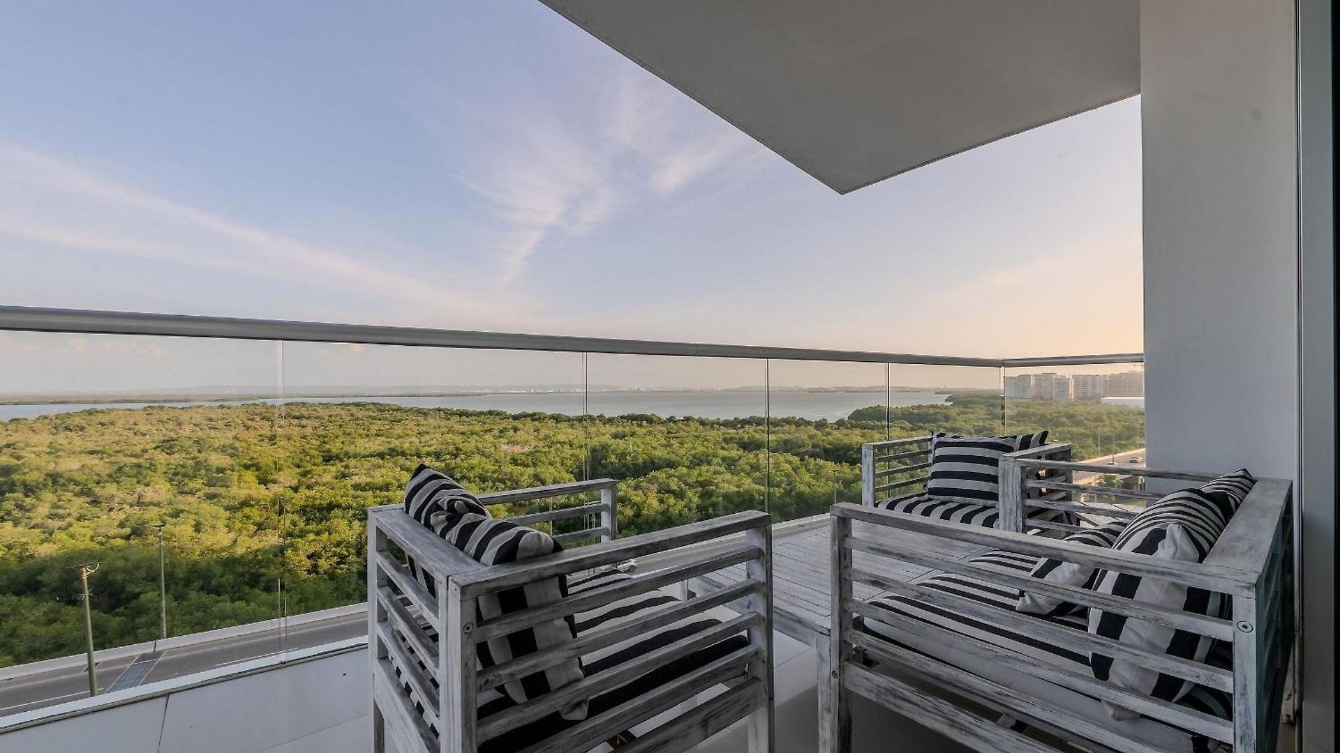 Apartamento Frente Al Mar Con Acceso Directo A La Playa Morros Epic.