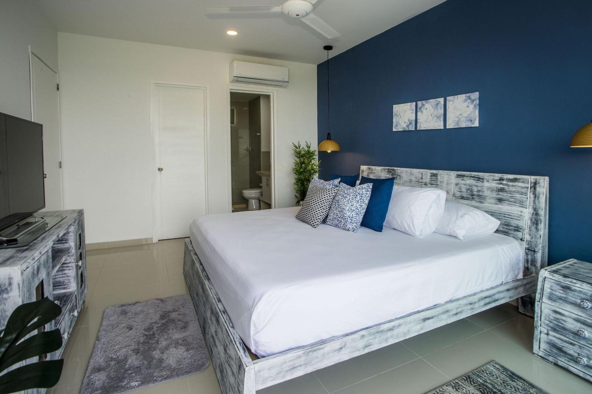 Frente Al Mar Con Acceso Directo A La Playa Morros Epic. Cartagena