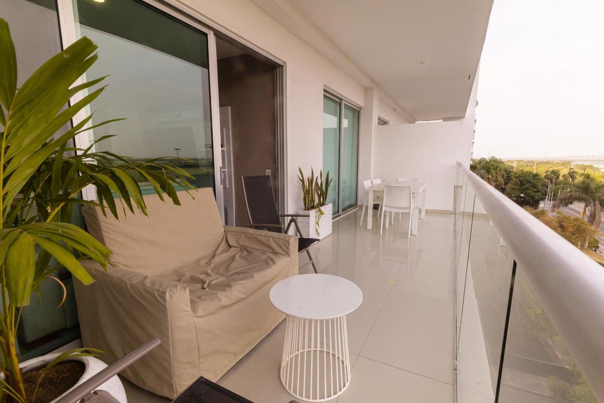 Frente Al Mar Con Acceso Directo A La Playa Morros Epic. Apartamento