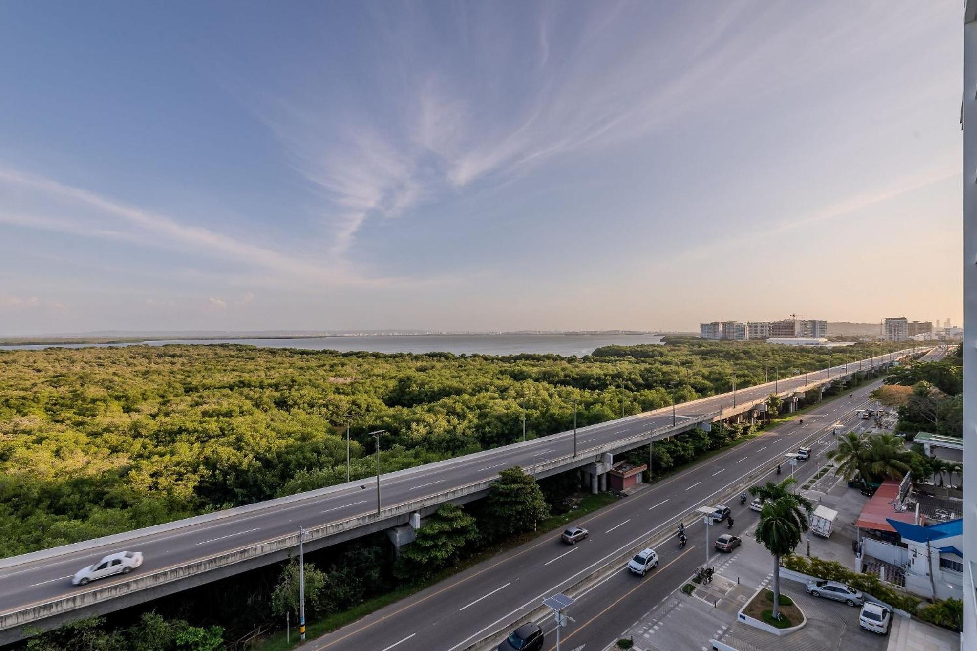 Frente Al Mar Con Acceso Directo A La Playa Morros Epic. Apartamento *